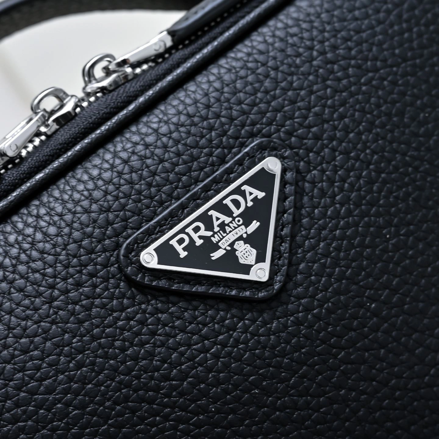 Mens Prada Satchel Bags EasyMatch 90646