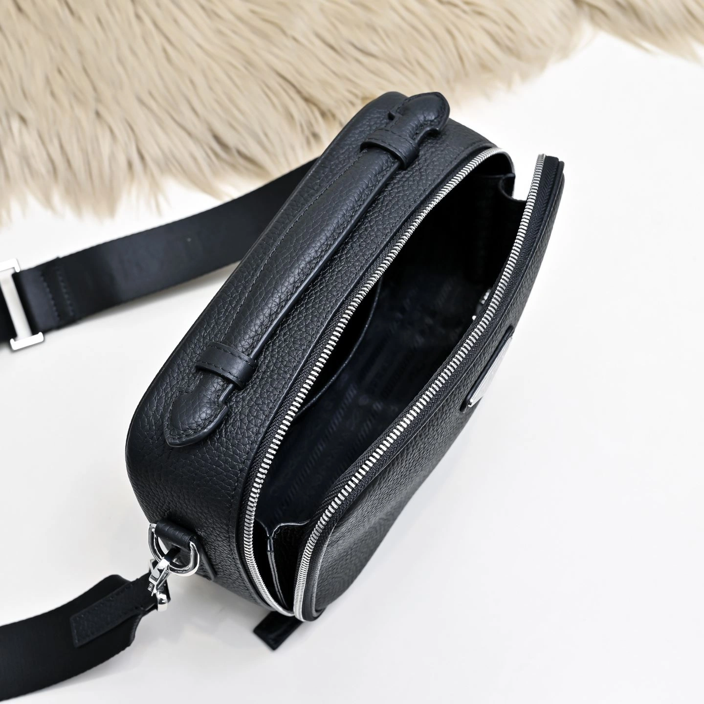 Mens Prada Satchel Bags EasyMatch 90646