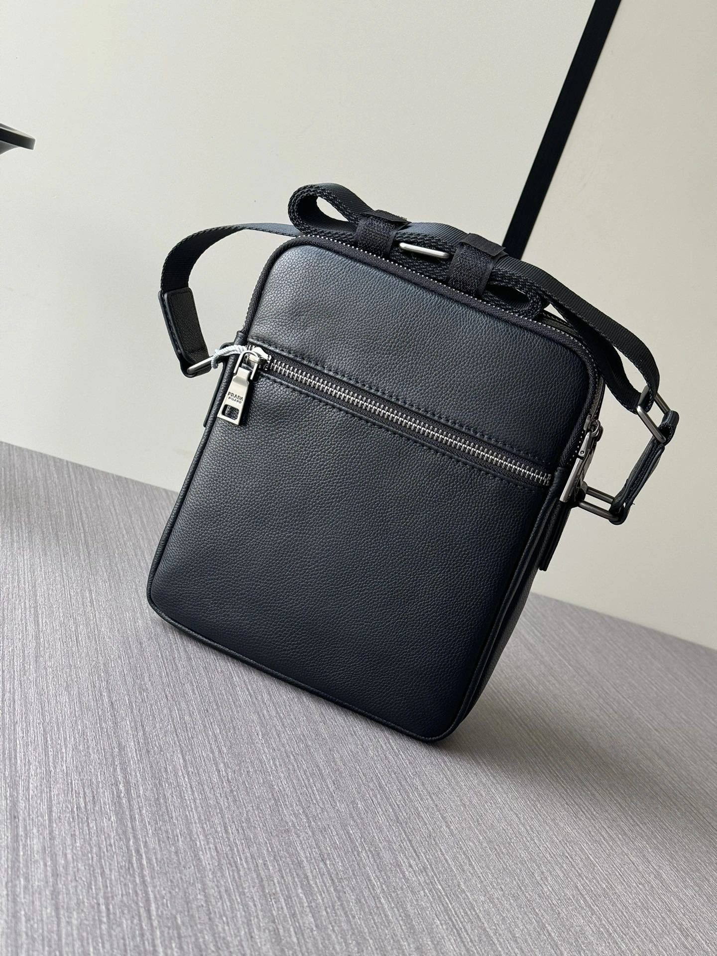 Original Mens Prada Satchel Bags 92353