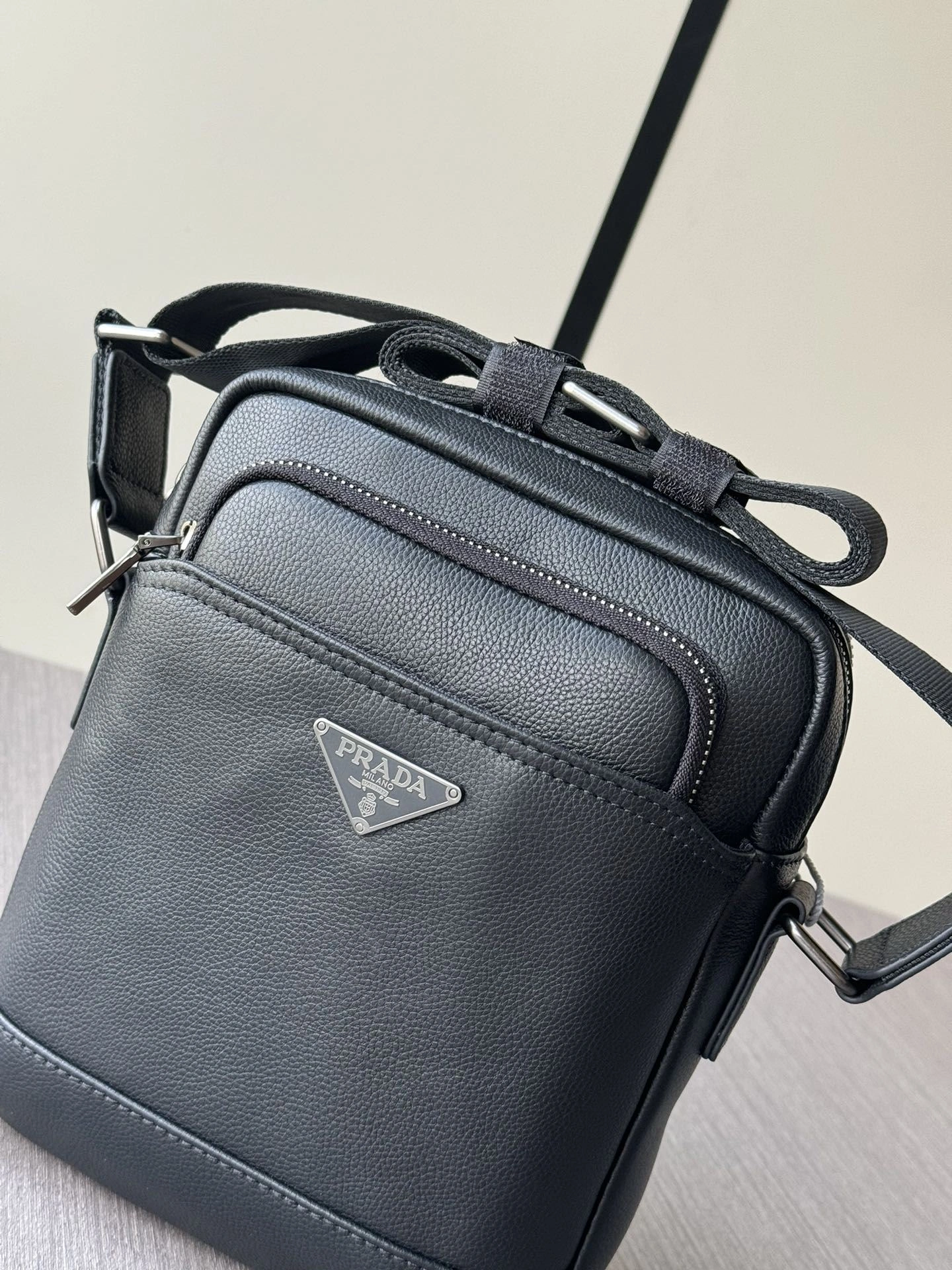 Original Mens Prada Satchel Bags 92353