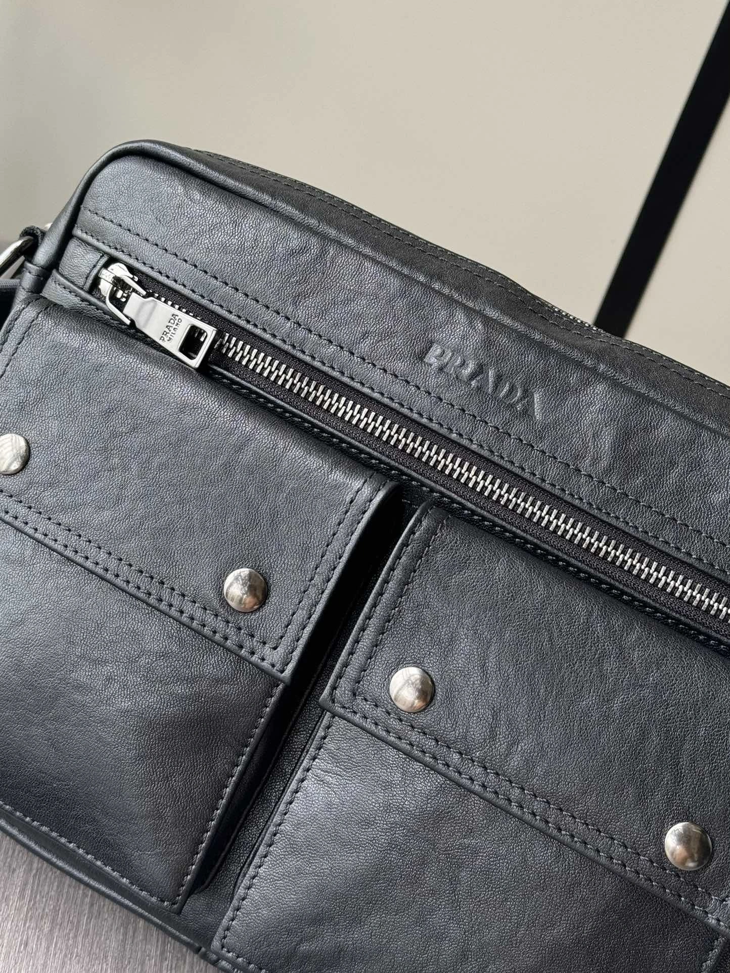 QuickDry Mens Prada Satchel Bags 92381