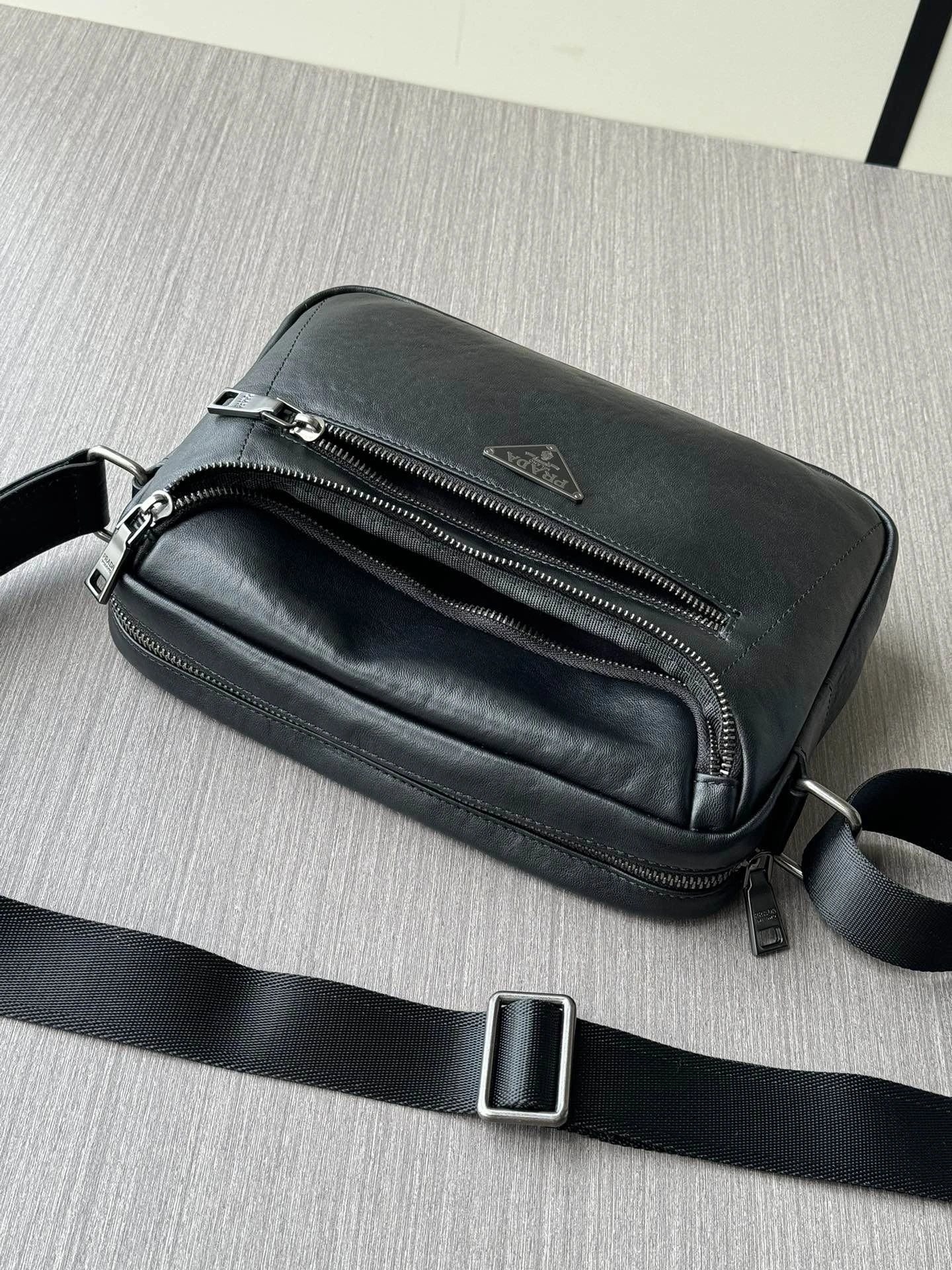 Mens Prada Satchel Bags WeatherProof 92384