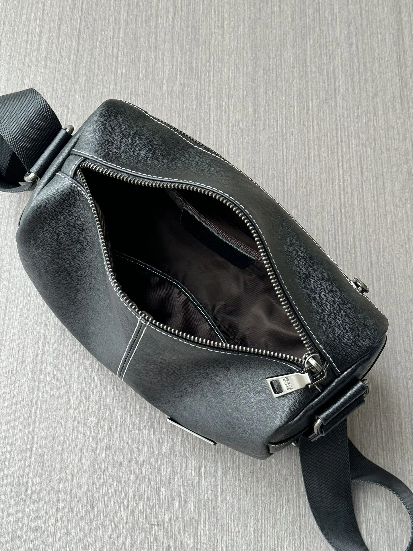Mens Prada Satchel Bags Durable 92417