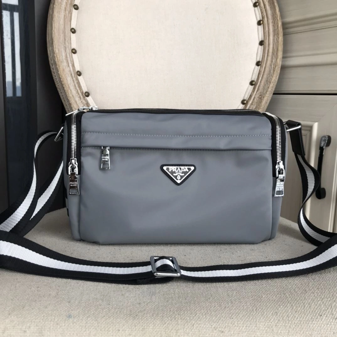 Mens Prada Satchel Bags EyeCatching 92338