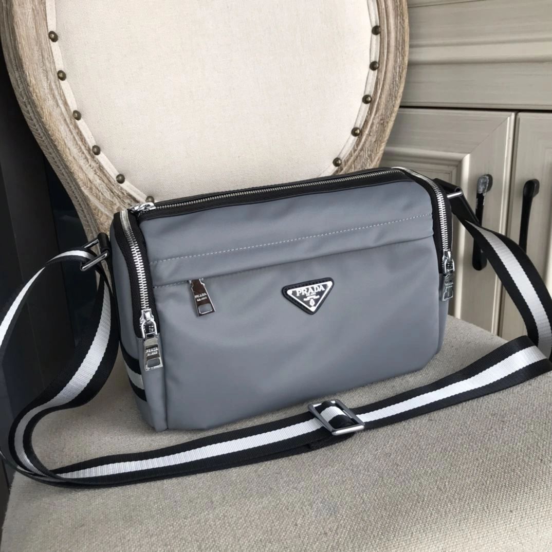 Mens Prada Satchel Bags EyeCatching 92338