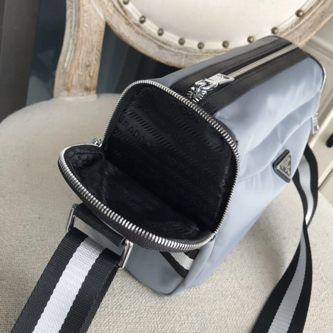 Mens Prada Satchel Bags EyeCatching 92338