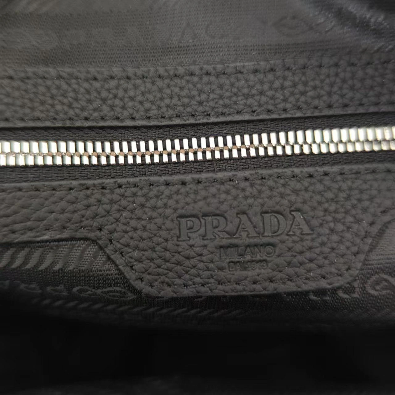 Mens Prada Satchel Bags WaterResistant 92379