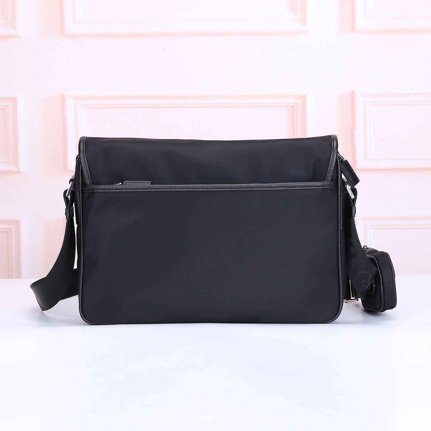 Snug Mens Prada Satchel Bags 92361