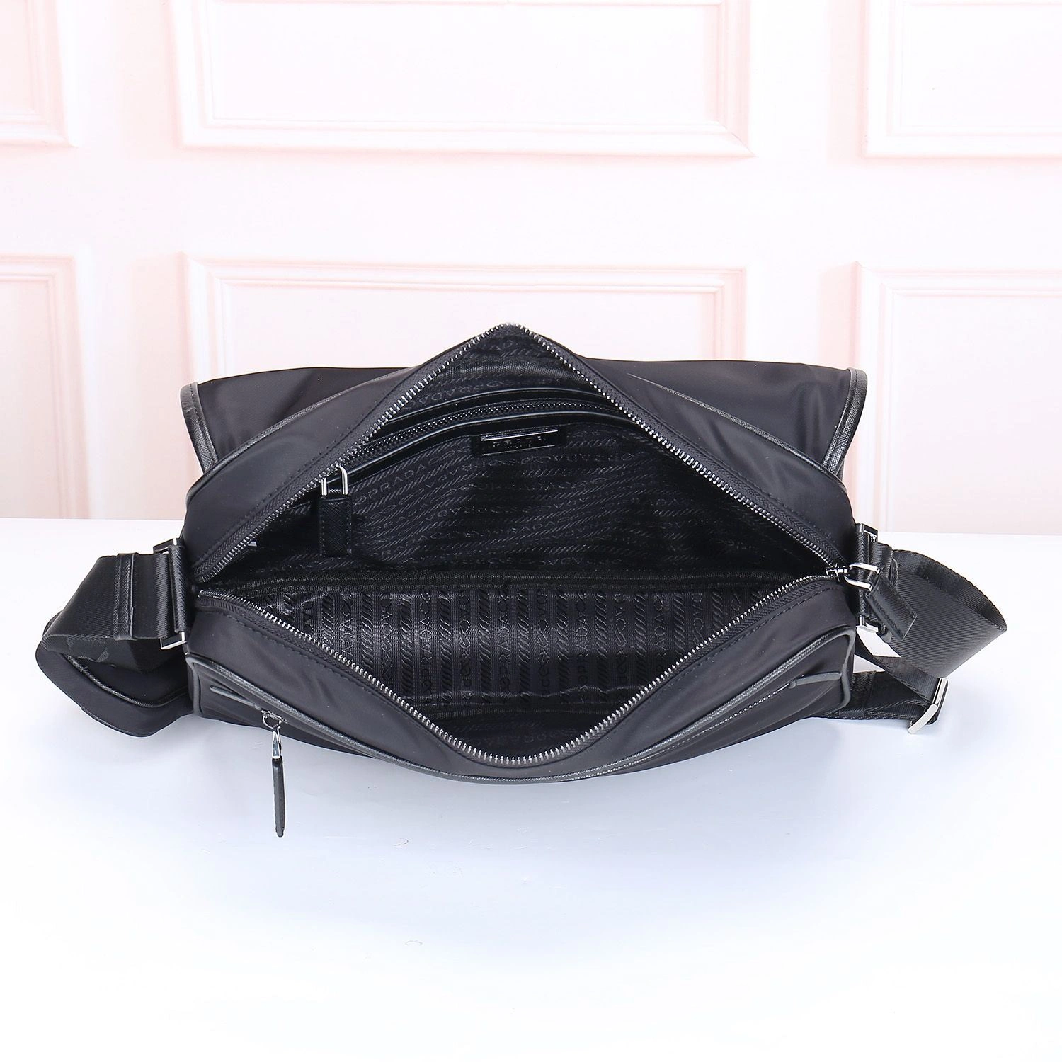Snug Mens Prada Satchel Bags 92361