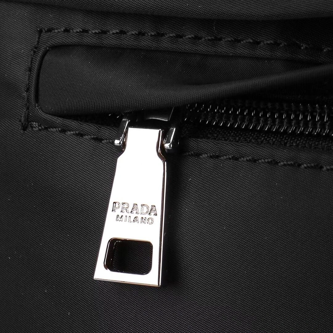 Mens Prada Waist Chest Packs Supportive 90637