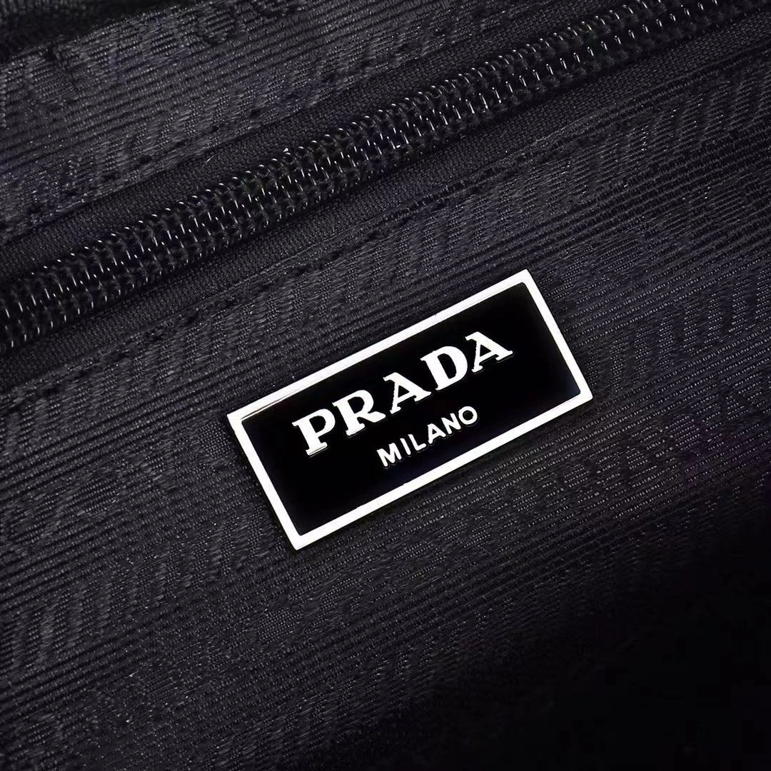 Stretchable Mens Prada Waist Chest Packs 90640