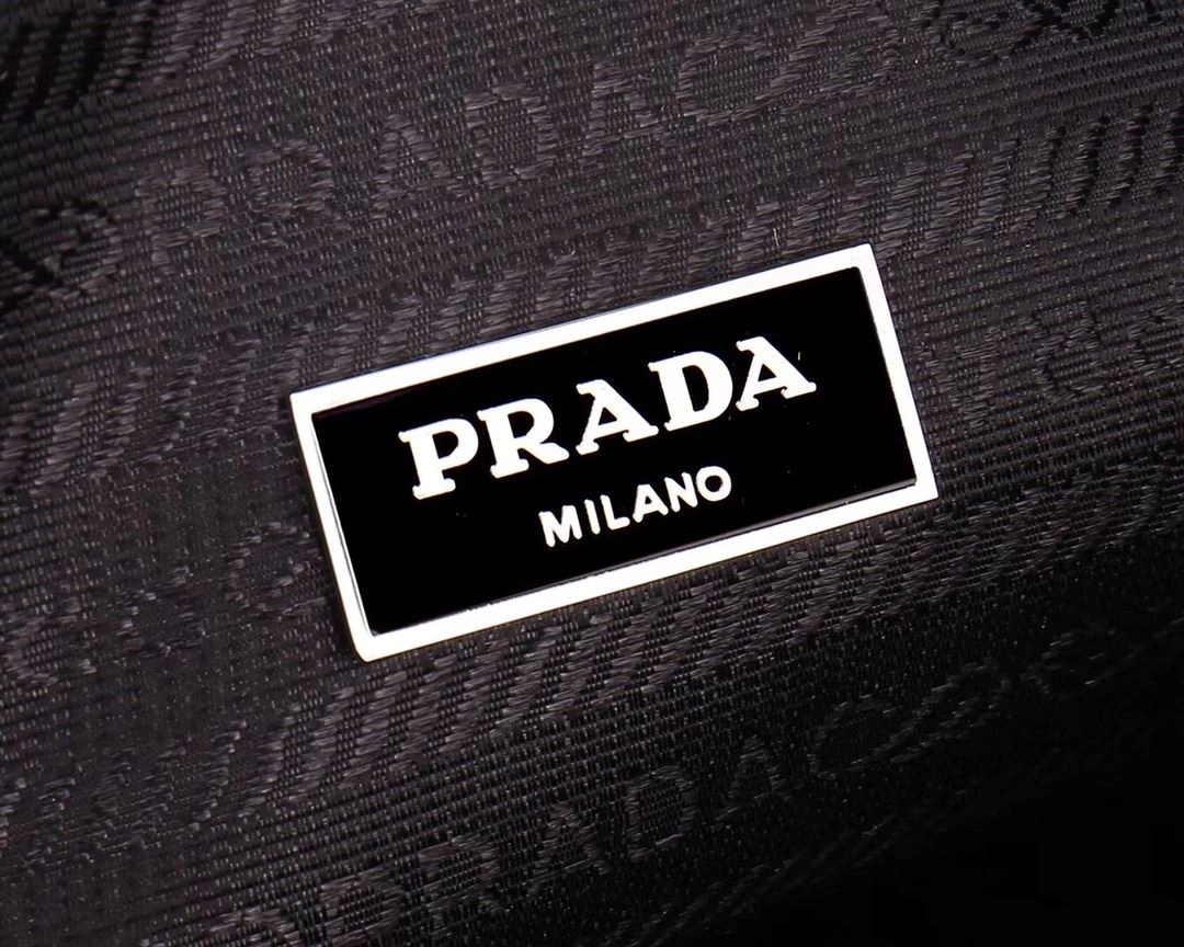 Bold Mens Prada Waist Chest Packs 90629