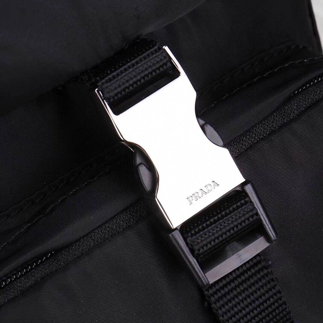 Mens Prada Waist Chest Packs Breathable 90630