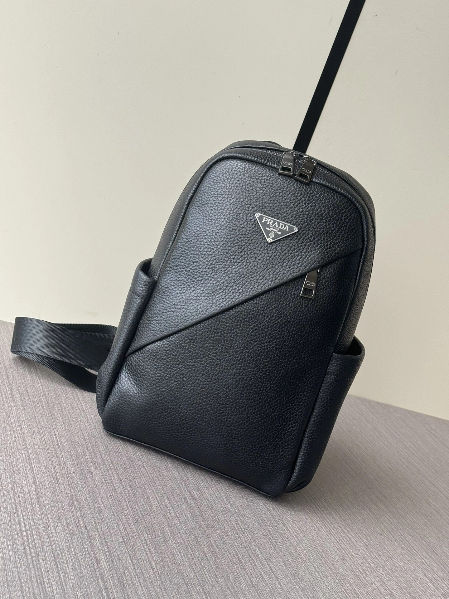 MoistureWicking Mens Prada Waist Chest Packs 92322