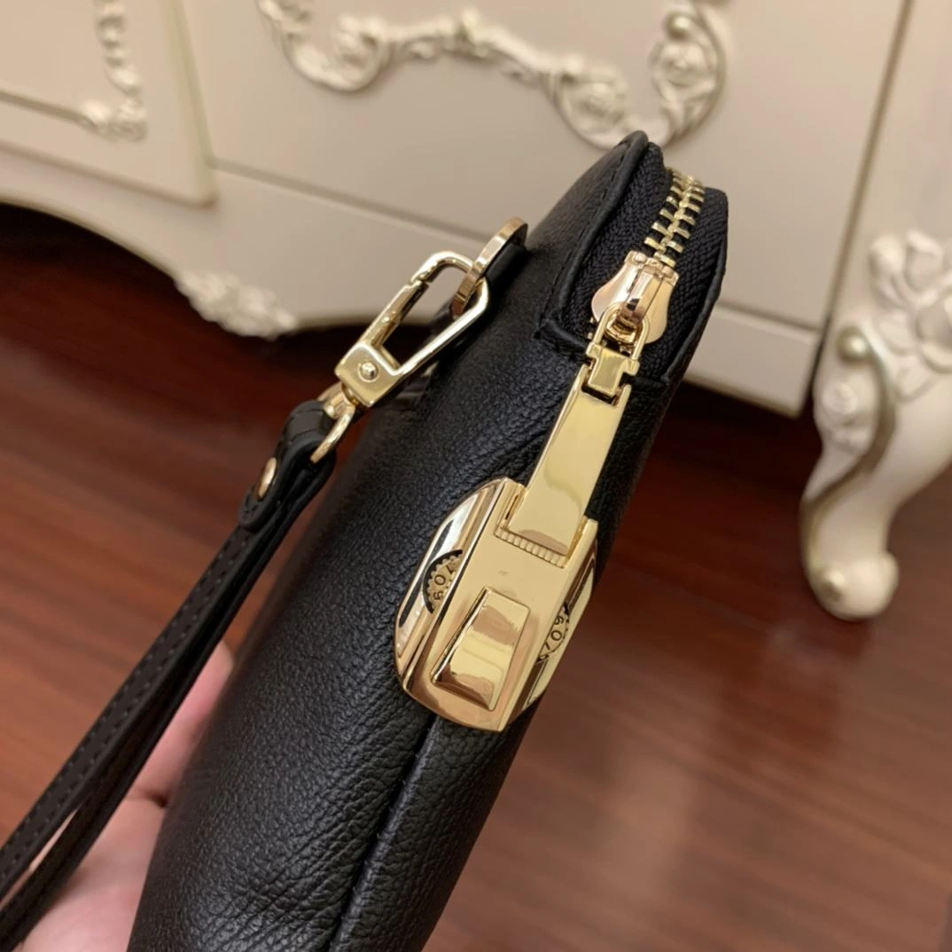 Mens Versace Clutch Bags Refined 92313