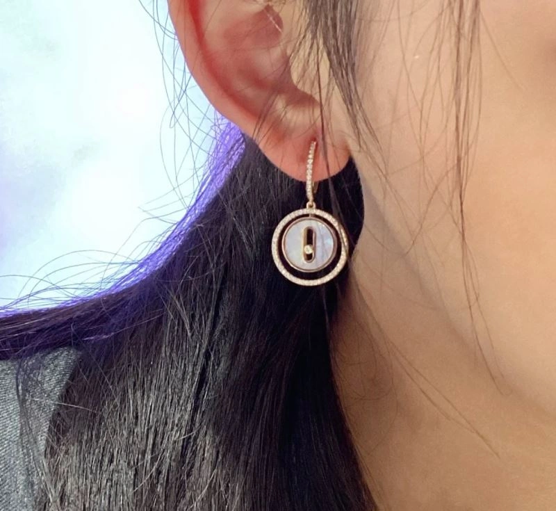 SmoothTexture Messika Earrings 211890