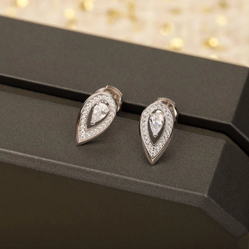 Durable Messika Earrings 210568