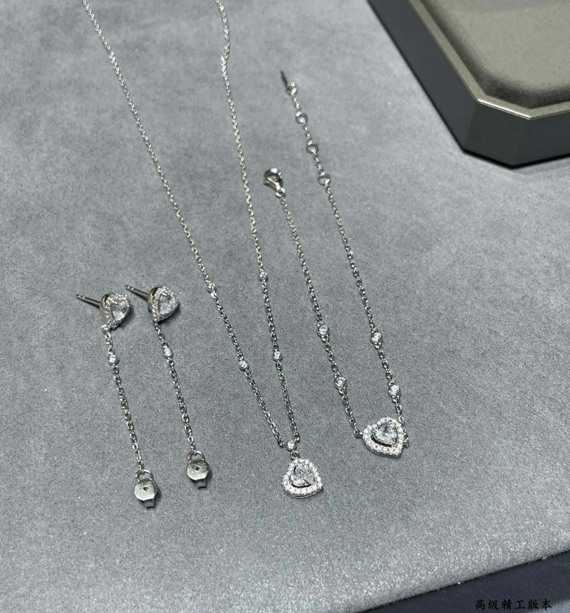 Elegant Messika Earrings 208585