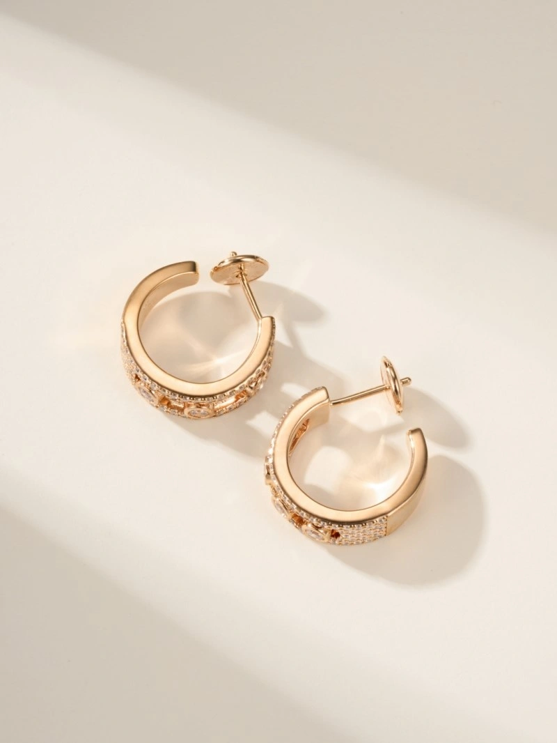 Lightweight Messika Earrings 207871