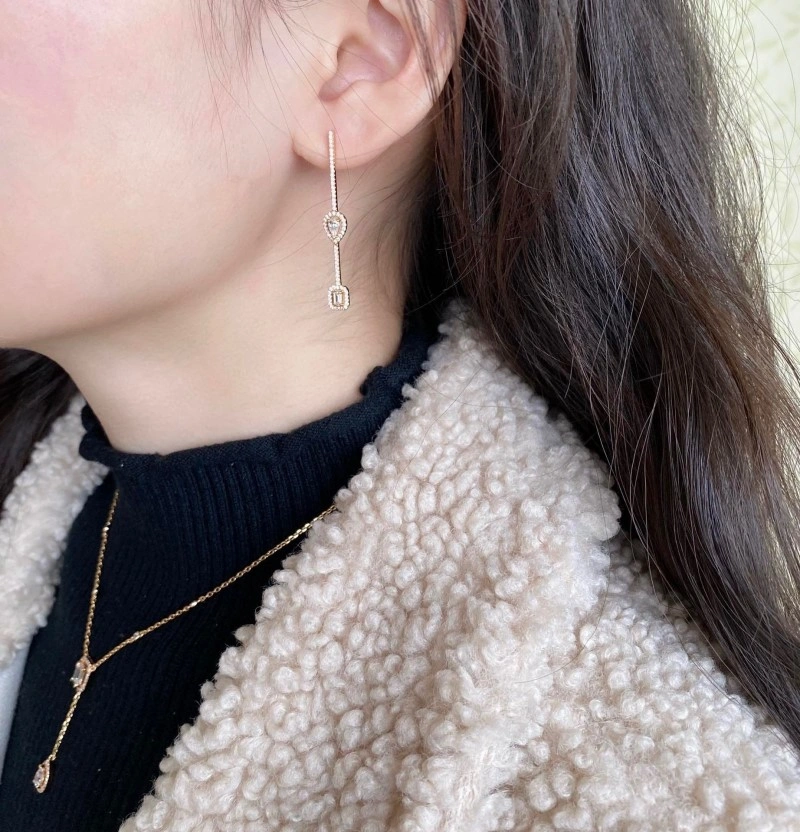 Durable Messika Earrings 207870