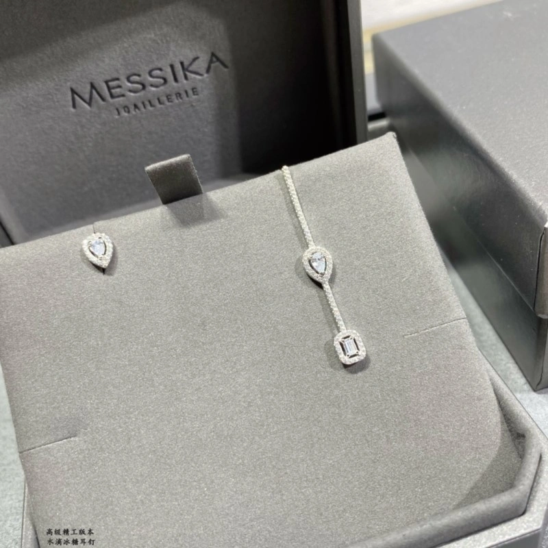 Durable Messika Earrings 207870