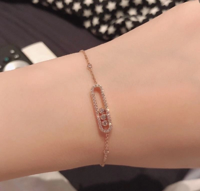 Reliable Messika Necklaces 207451