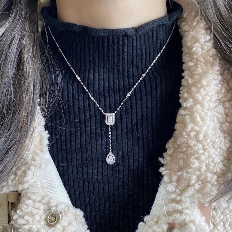Practical Messika Necklaces 210543