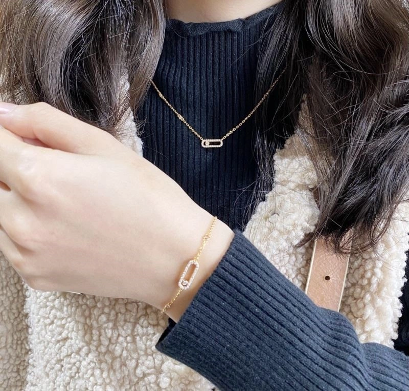 Sleek Messika Necklaces 210534