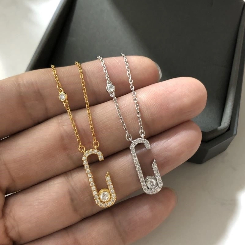 Messika Necklaces Trendy 210540