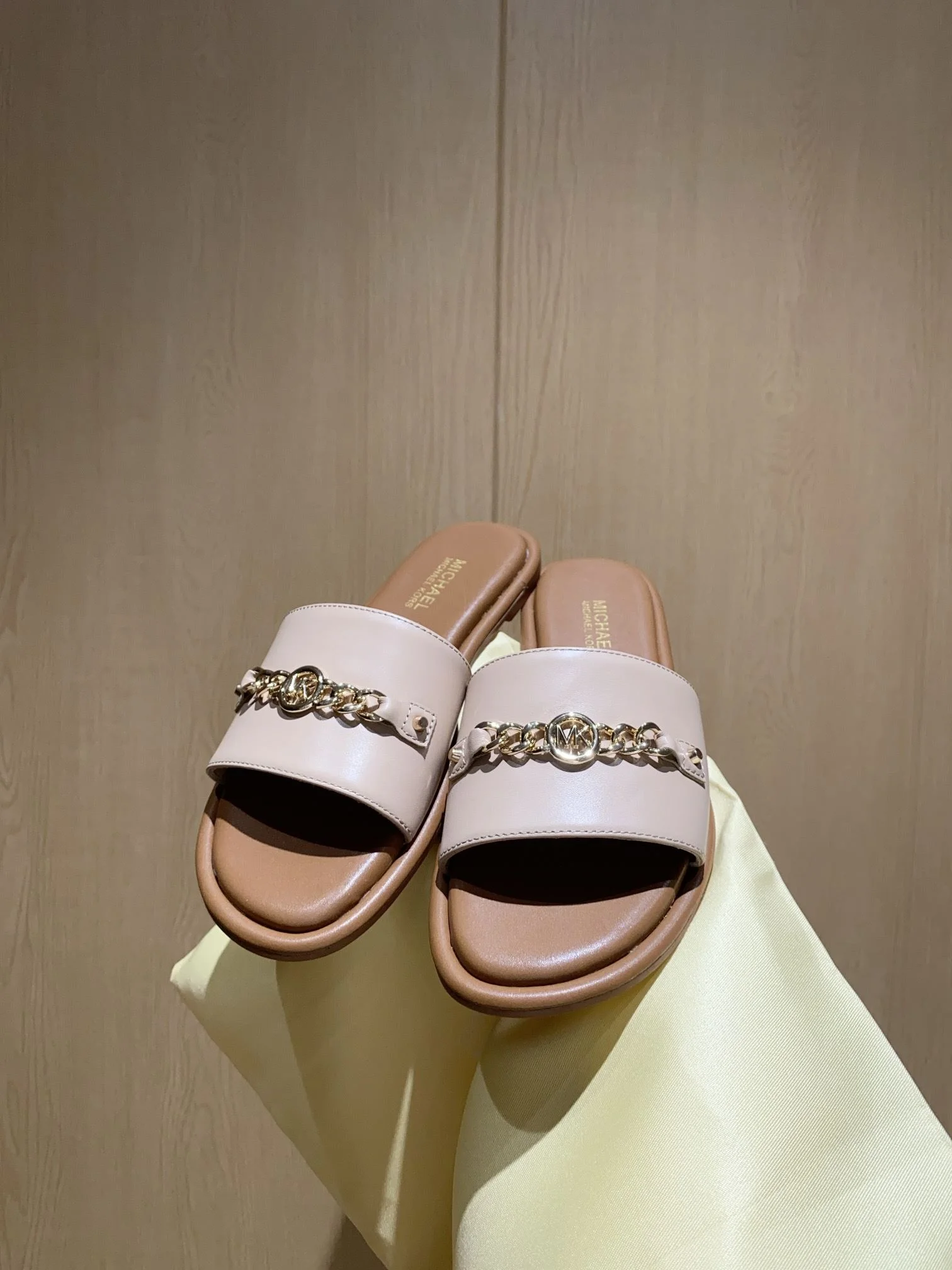 Michael Kors Sandals Popular 7598