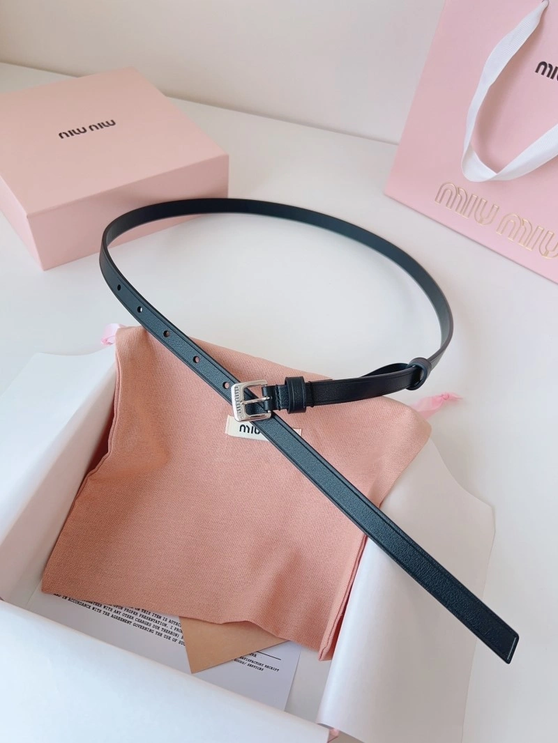 Miu Miu Belts Versatile 302435