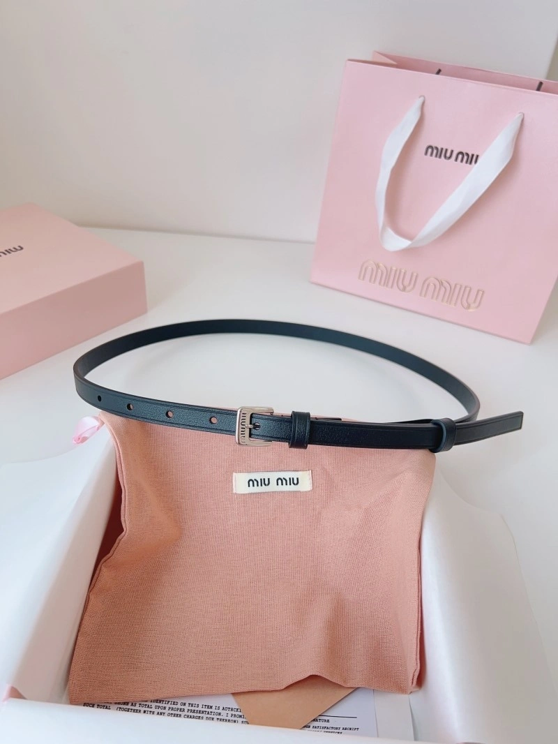 Miu Miu Belts Versatile 302435