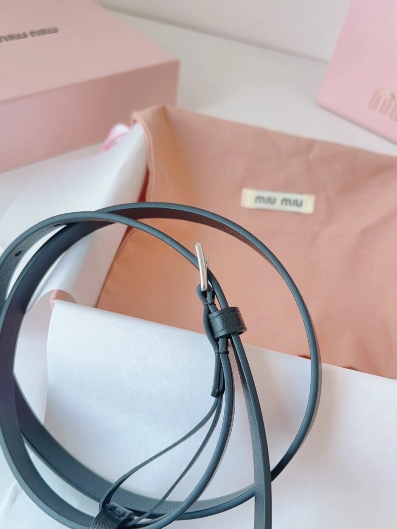 Miu Miu Belts Versatile 302435