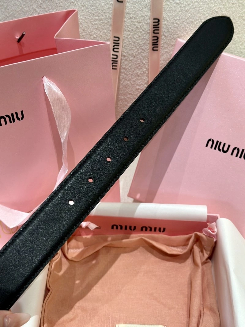 Miu Miu Belts WellDesigned 302337
