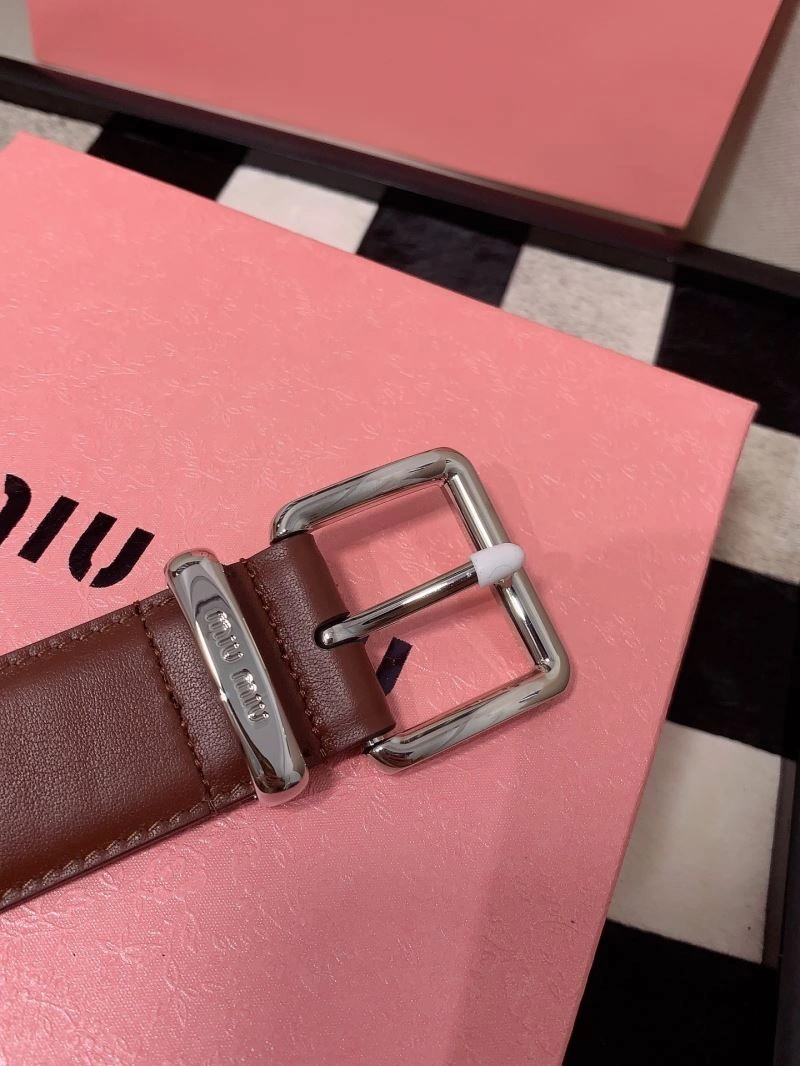 Minimalist Miu Miu Belts 302415