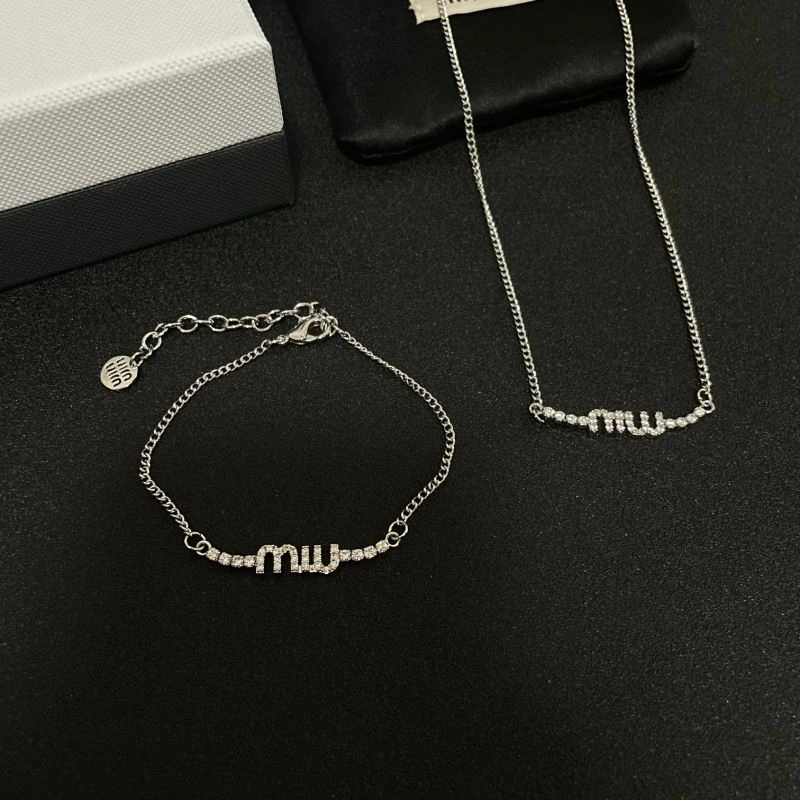 FlexibleFit Miu Miu Bracelets 212900