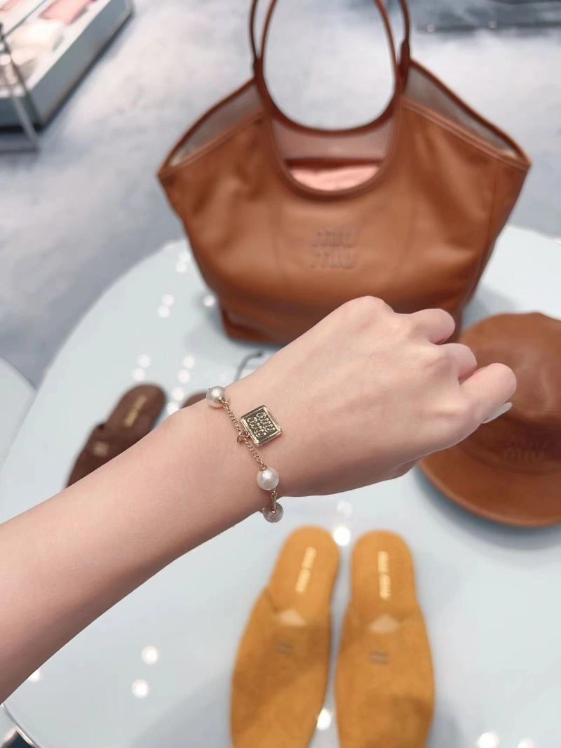 Miu Miu Bracelets Contemporary 212577
