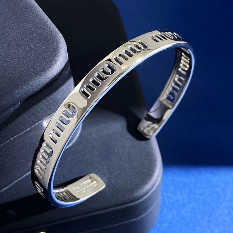 Effortless Miu Miu Bracelets 209722