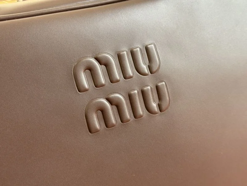 Flexible Miu Miu Briefcases 49131