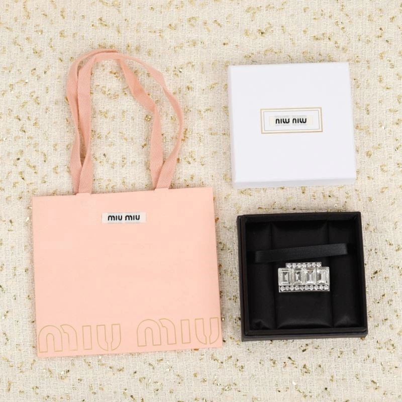 Reliable Miu Miu Brooches 209227