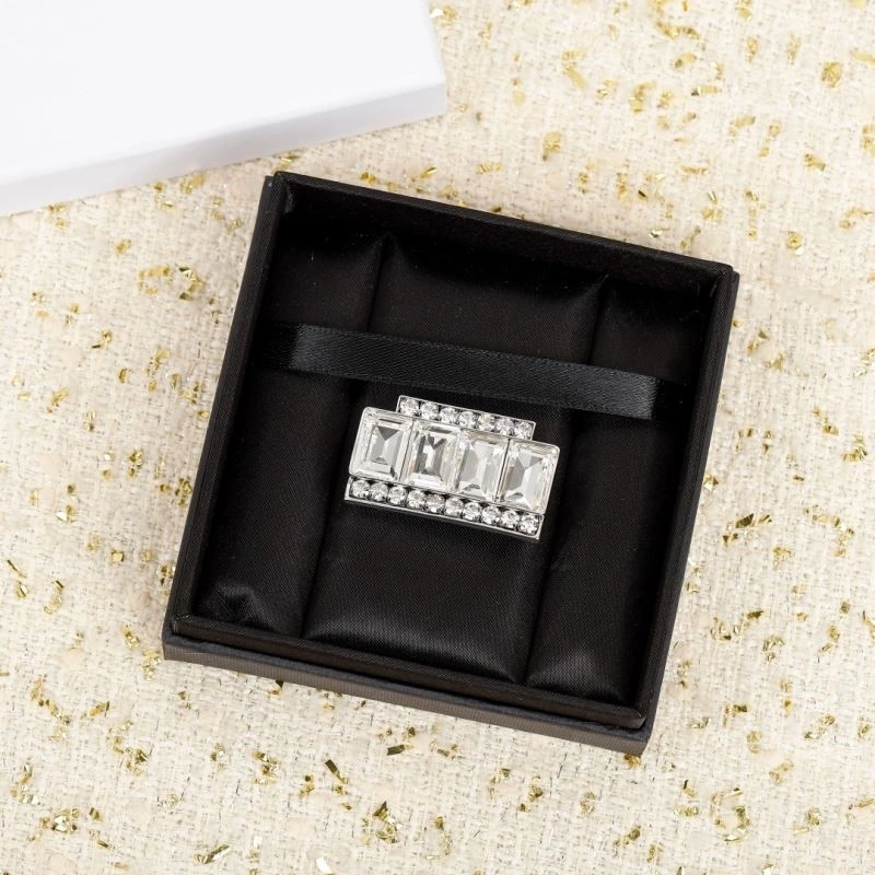 Reliable Miu Miu Brooches 209227