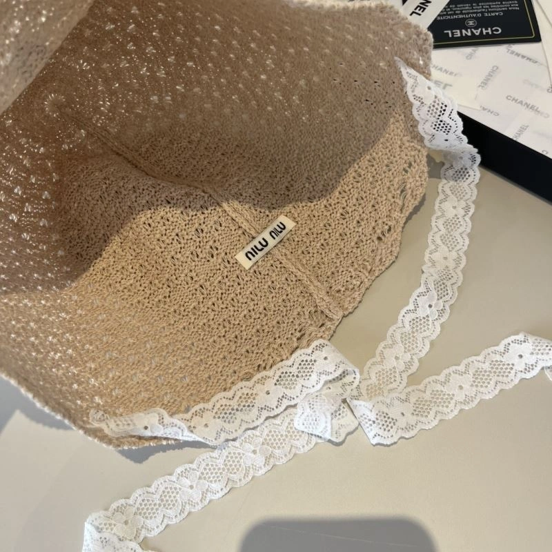 Miu Miu Caps Breathable 261145