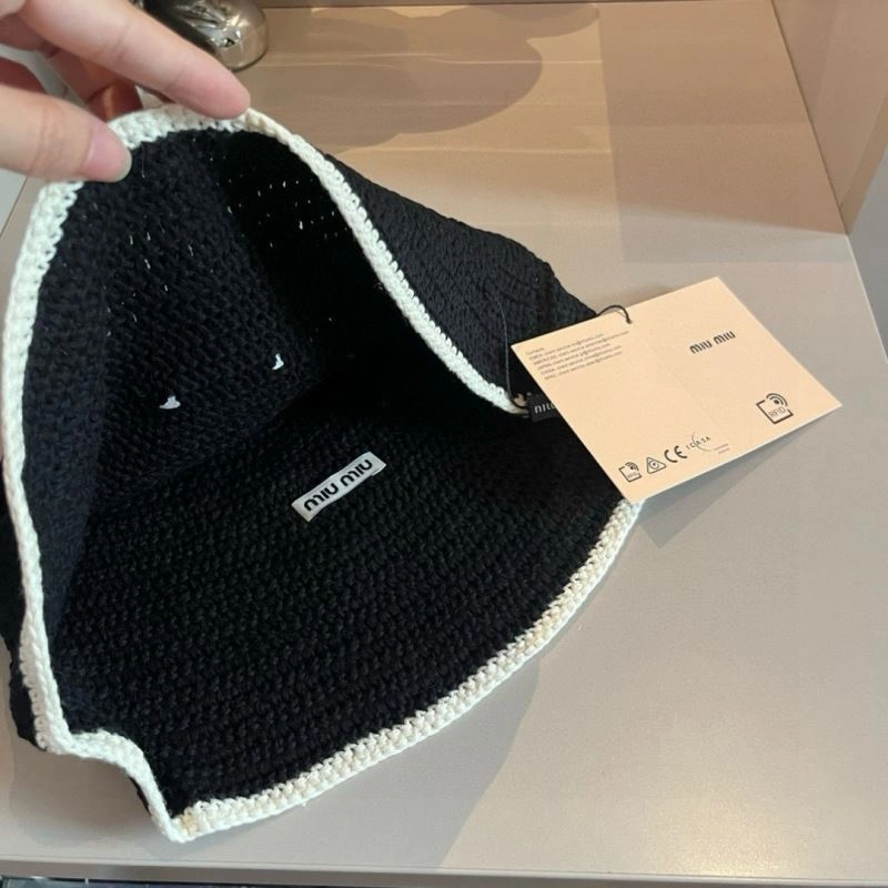 Miu Miu Caps Sophisticated 261148