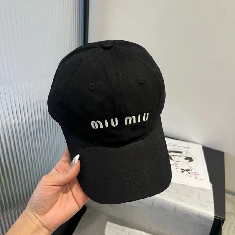 Miu Miu Caps GoodFit 261134