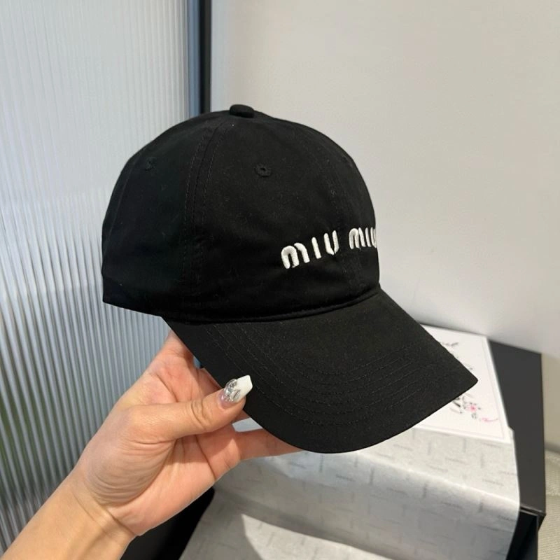 Miu Miu Caps GoodFit 261134