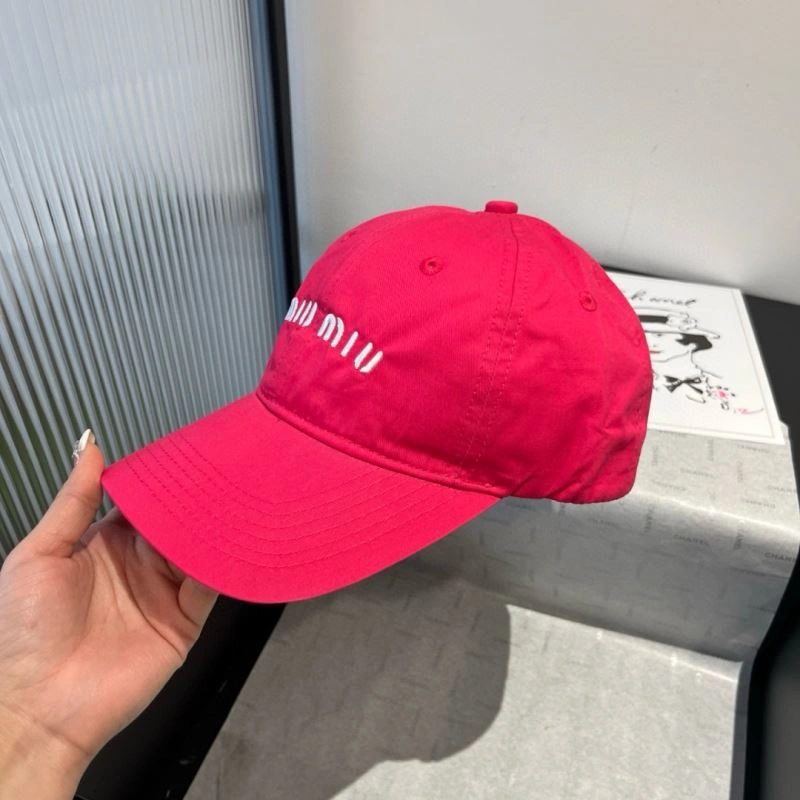 Miu Miu Caps Sleek 261133