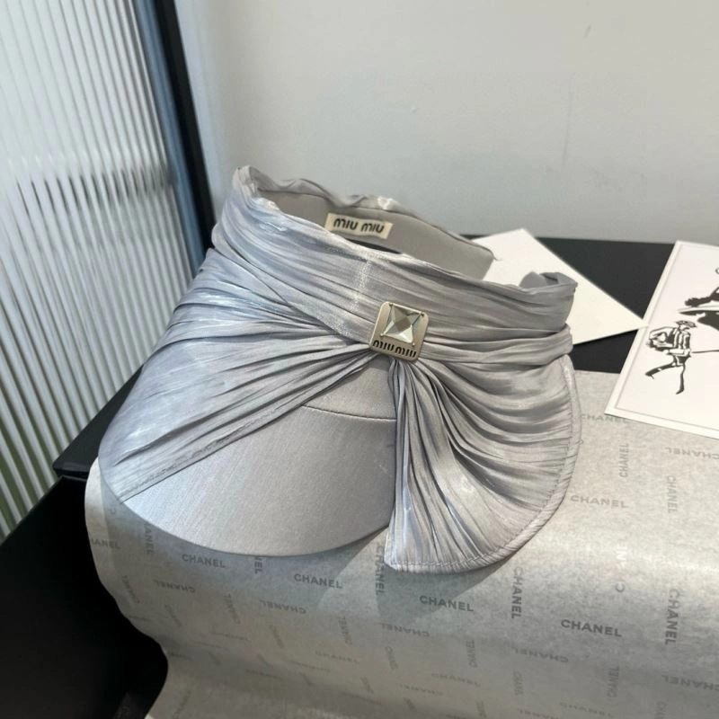 Miu Miu Caps Lightweight 261112