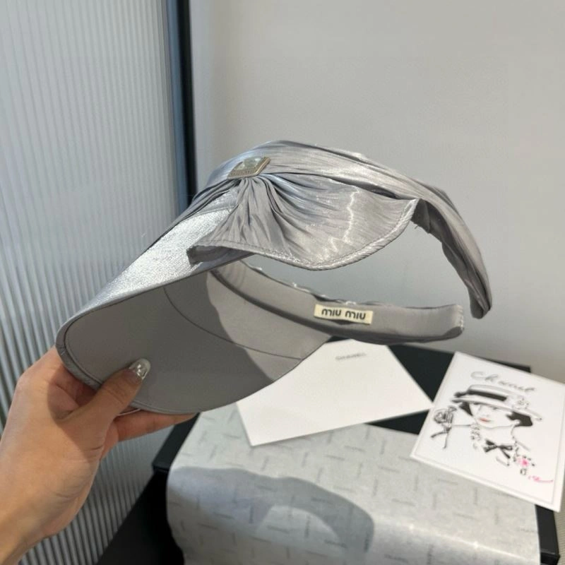 Miu Miu Caps Lightweight 261112