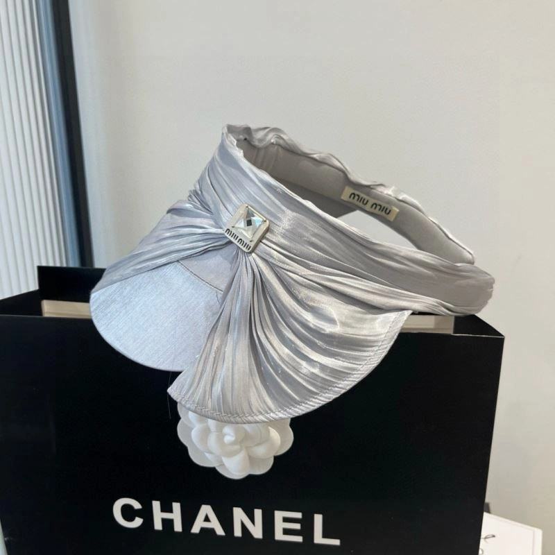 Miu Miu Caps Lightweight 261112
