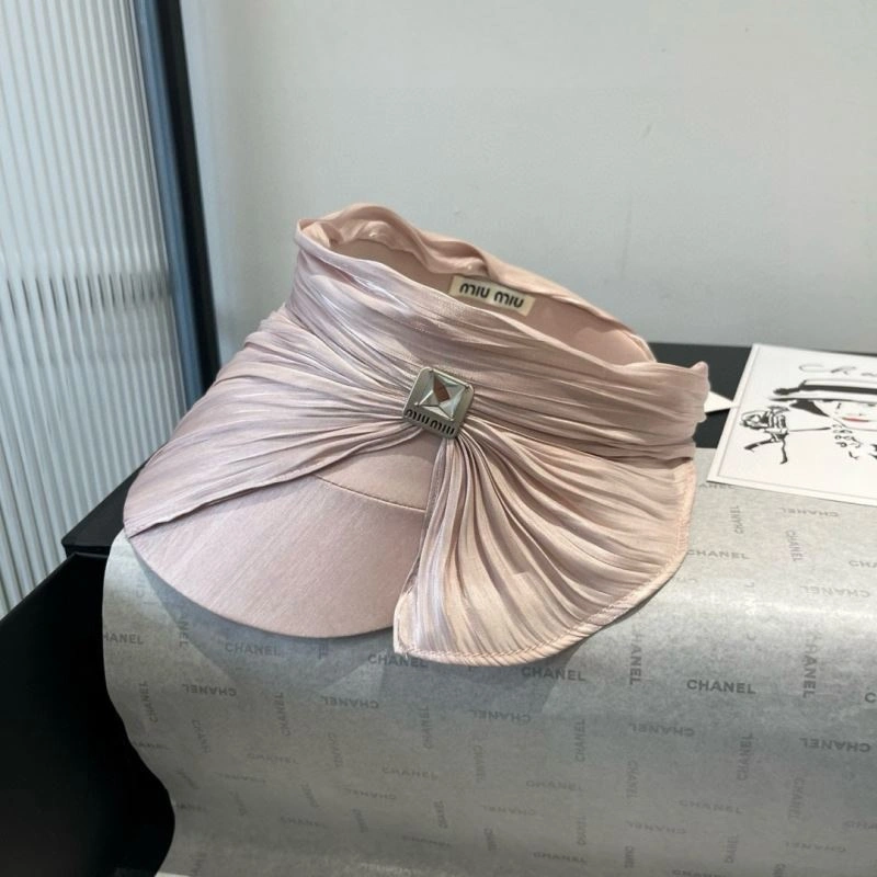 Miu Miu Caps Modern 261114
